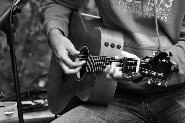 guitar, guitar player, instrument, music, stringed instrument, musician, guitarist, musical instrument, guitar grip, concert, finger, guitar, guitar, guitar, guitar, guitar, guitar player, guitar player, guitar player